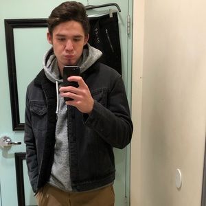 Meet your Posher, Joe